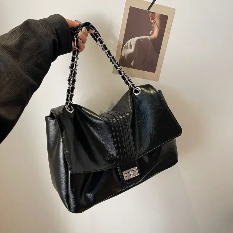 Classic Fashion Trend Women's Large Capacity Handbag