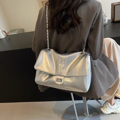 Classic Fashion Trend Women's Large Capacity Handbag